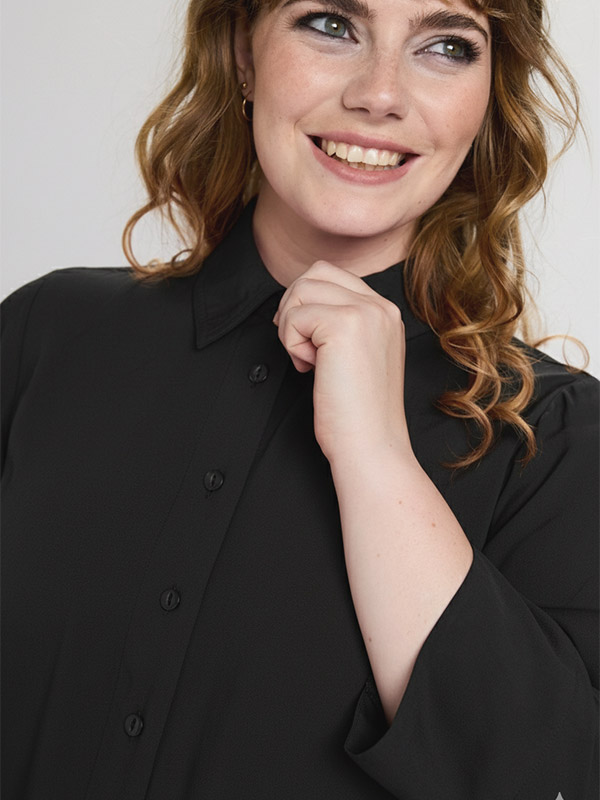 SEMILIE - Plus Size Skjorte fra Studio