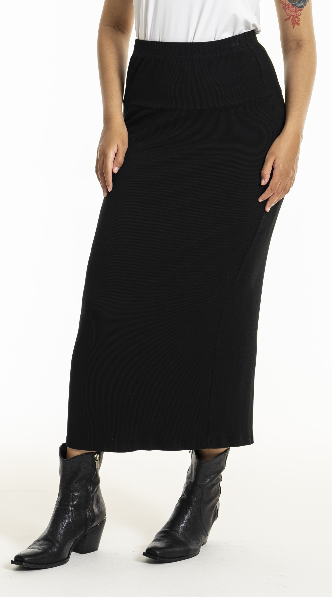FANNI - Plus Size Skjørt fra Studio