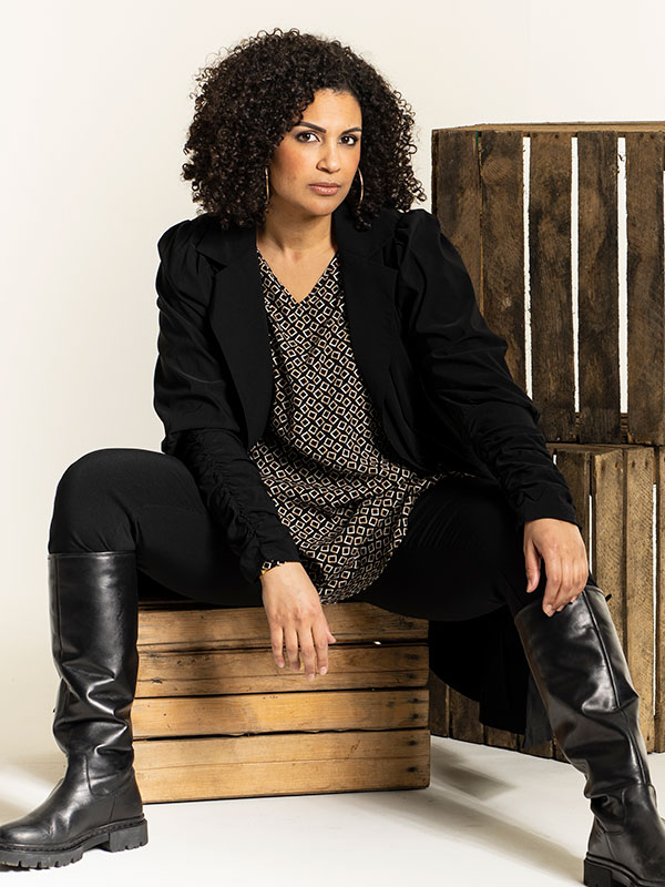 KARLI - Plus Size Jakke fra Studio