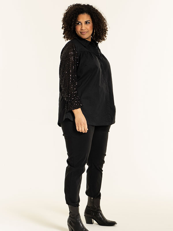 THARA - Plus Size Skjorte fra Studio