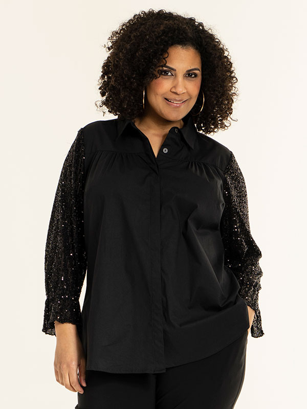 THARA - Plus Size Skjorte fra Studio