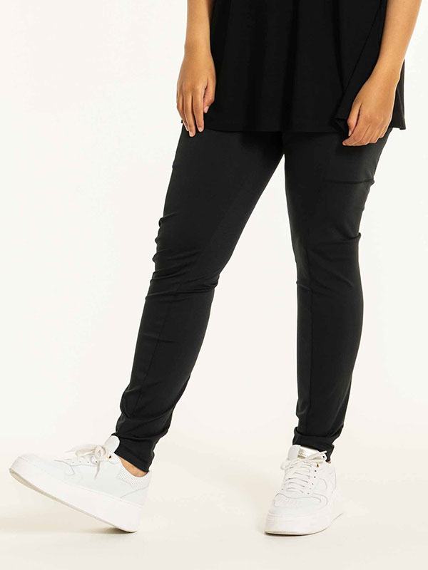 BERNA - Plus Size Leggings fra Studio