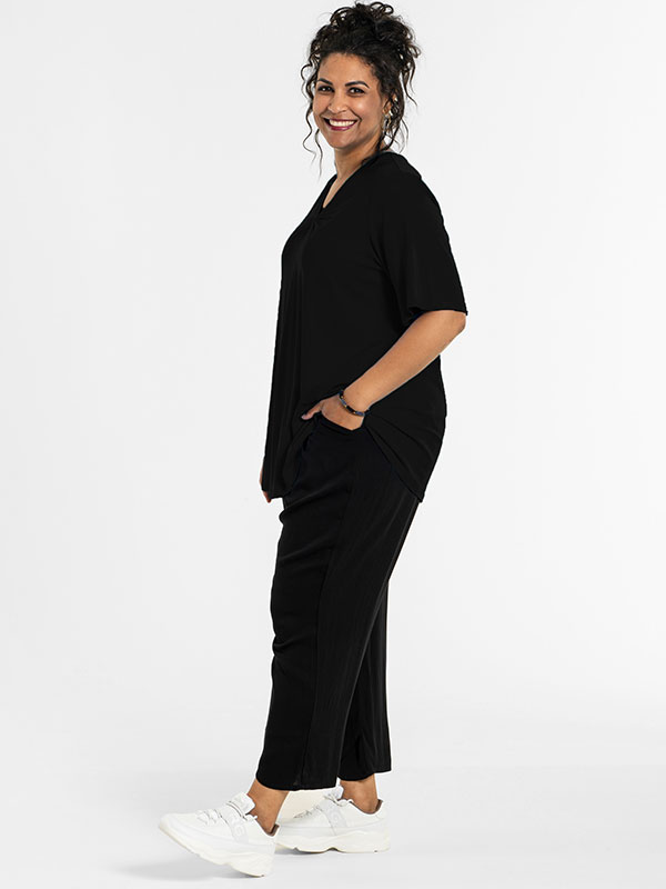 LYKKE - Plus Size Bluse fra Studio