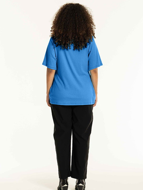 BETRI - Plus Size Bluse fra Studio