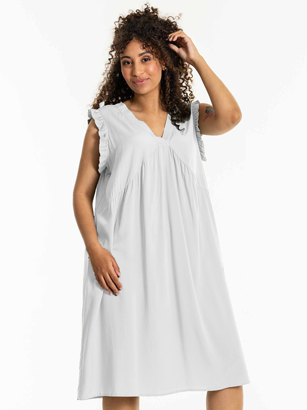 DUSINE - Plus Size Kjole fra Studio