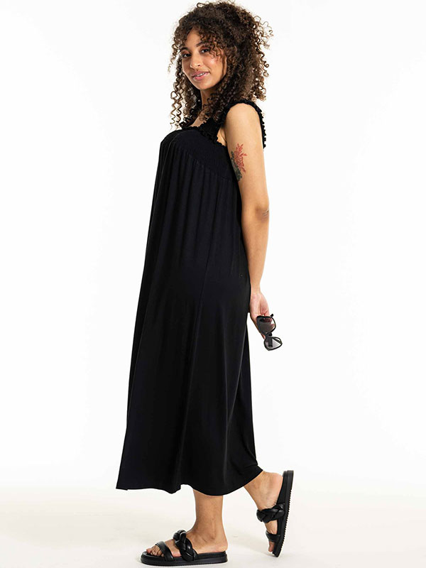 DUSSER - Plus Size Kjole fra Studio