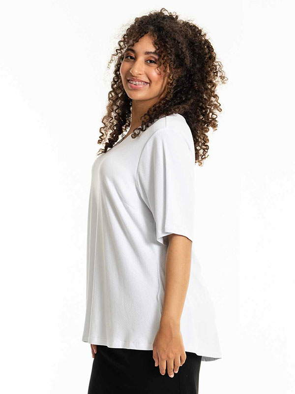 LYKKE - Plus Size T-shirt fra Studio