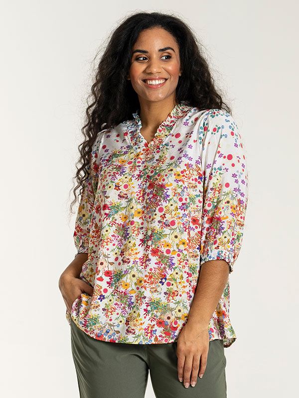 FREDERIKKE - Plus Size Bluse fra Studio