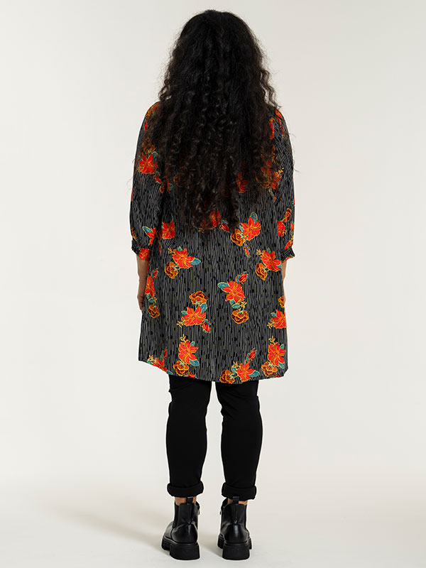 EMILIE - Plus Size Tunika fra Studio