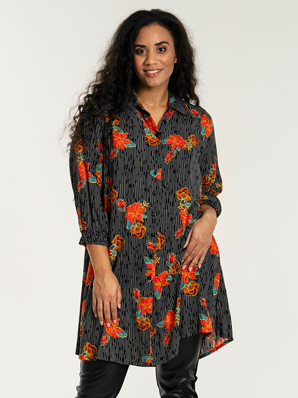 EMILIE - Plus Size Tunika fra Studio