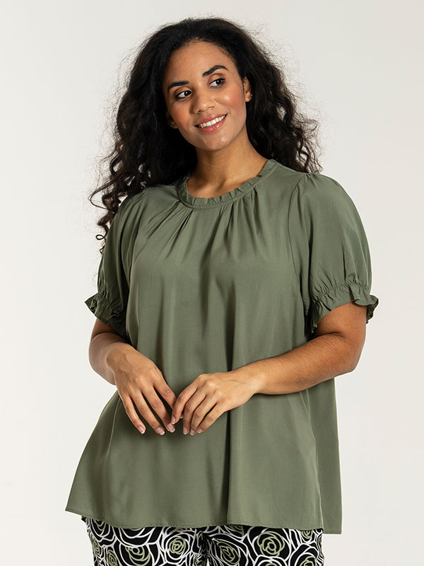 FOZIA - Plus Size Bluse fra Studio