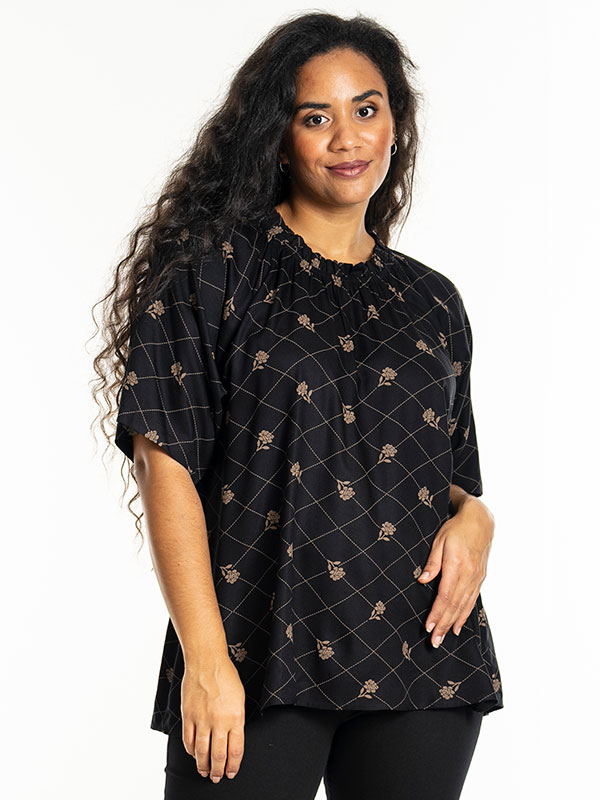 LENI - Plus Size Bluse fra Studio