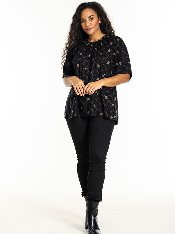 LENI - Plus Size Bluse fra Studio