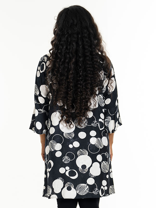 GULLAN - Plus Size Kjole fra Studio