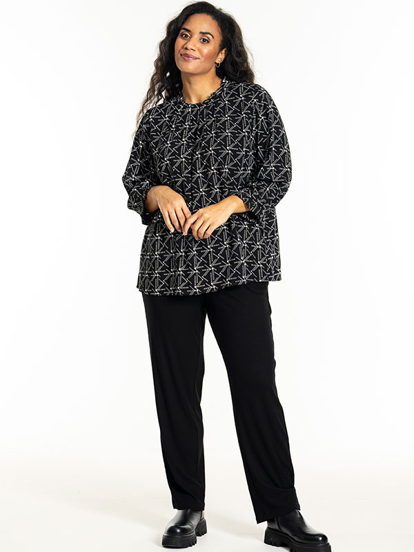 GRADA - Plus Size Bluse fra Studio