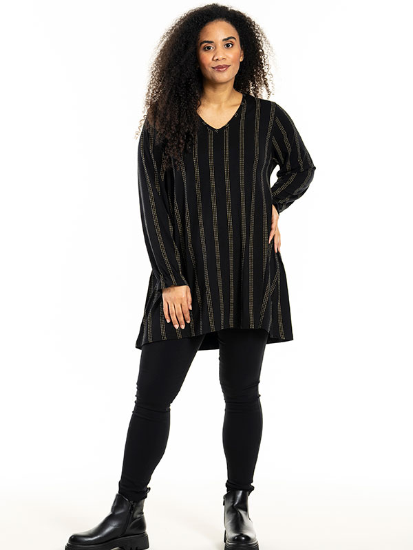 BERIT - Plus Size Bluse fra Studio