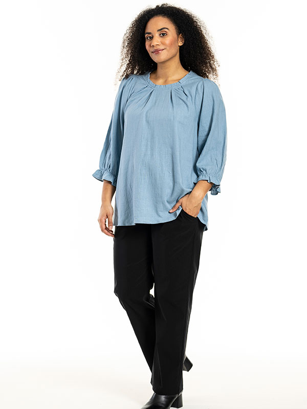 HELMA - Plus Size Bluse fra Studio