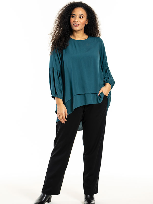 KADJA - Plus Size Bluse fra Studio