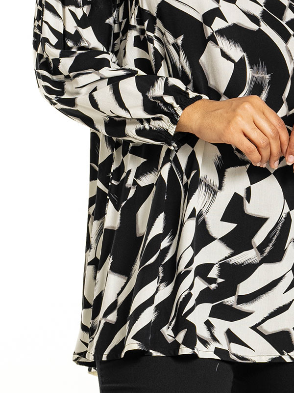 YVONNE - Plus Size Tunika fra Studio