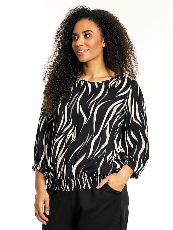 PAMELA - Plus Size Bluse fra Studio