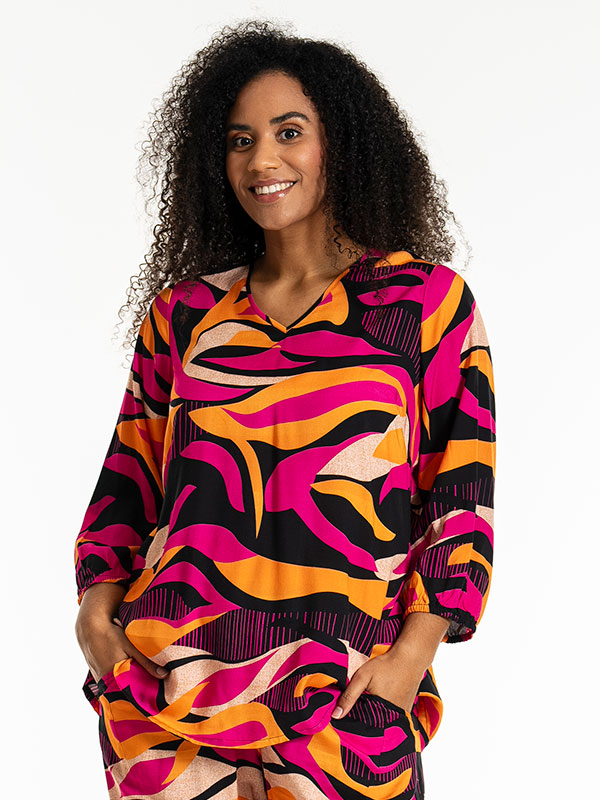 EMMY - Plus Size Bluse fra Studio