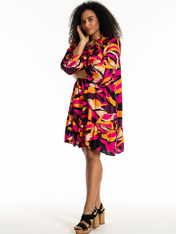JEANETT - Plus Size Kjole fra Studio