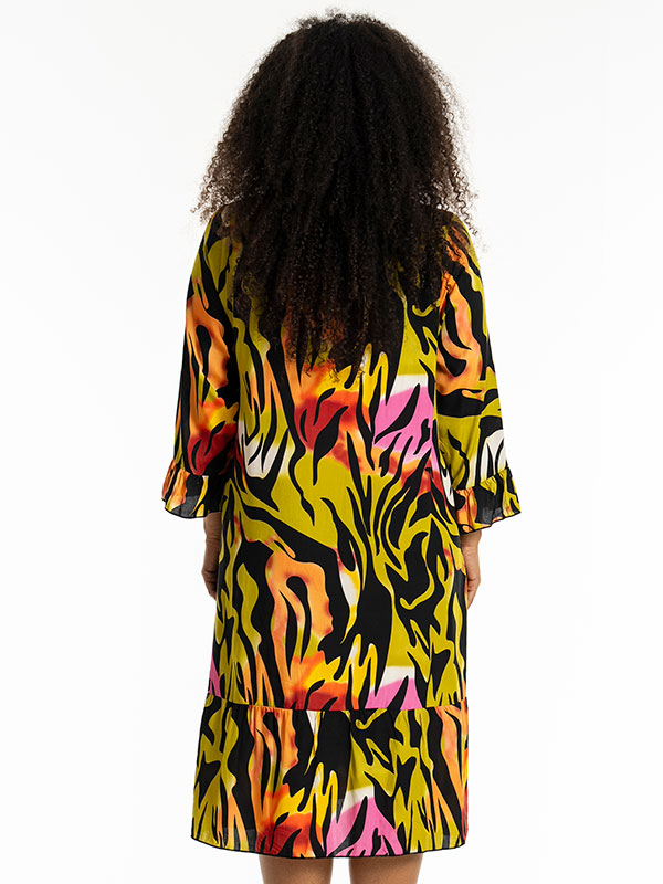 JUNNI - Plus Size Kjole fra Studio