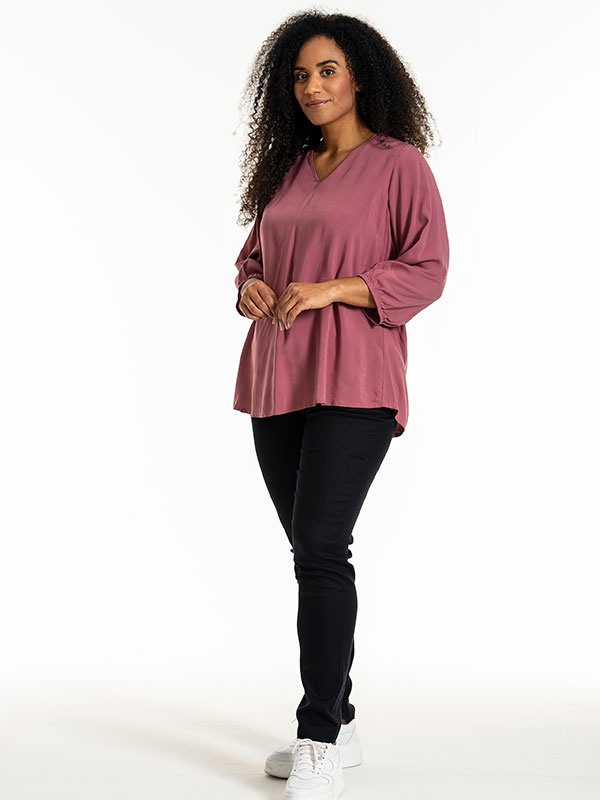 EMMY - Plus Size Bluse fra Studio