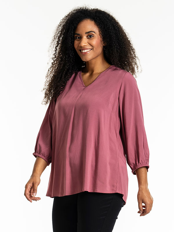 EMMY - Plus Size Bluse fra Studio