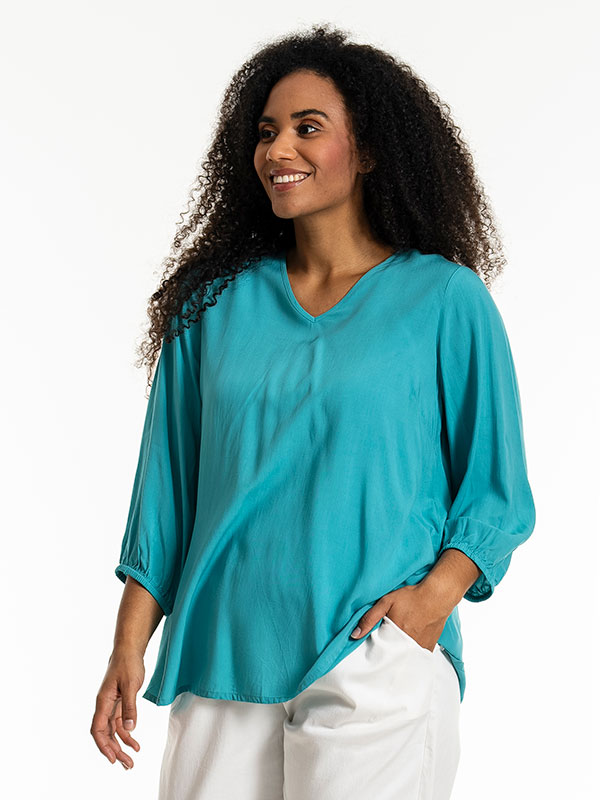 EMMY - Plus Size Bluse fra Studio