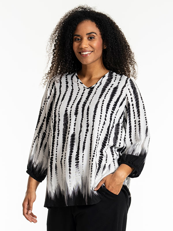 EMMY - Plus Size Bluse fra Studio