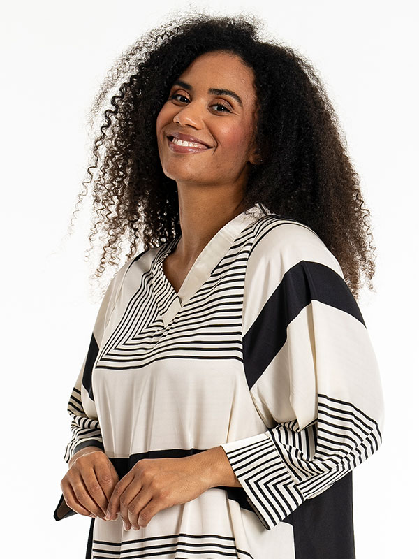 JULINE - Plus Size Tunika fra Studio