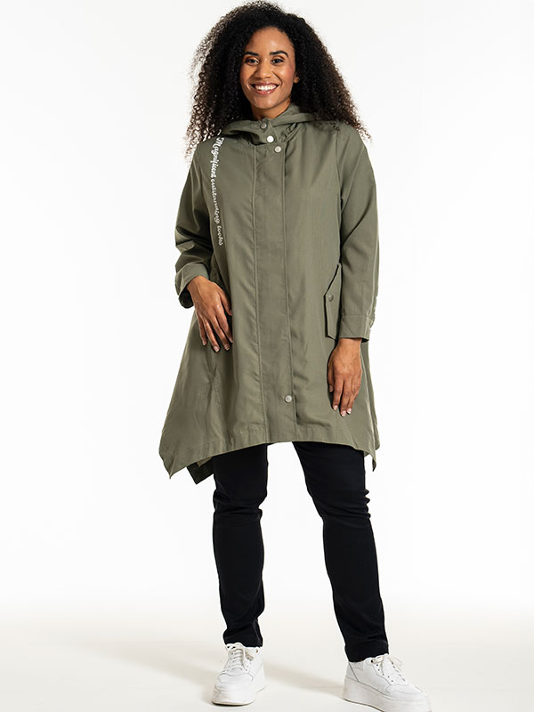 JONA - Plus Size Frakk fra Studio