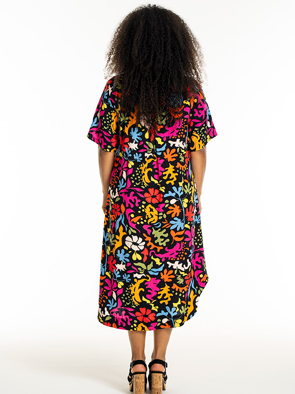 LANI - Plus Size Kjole fra Studio