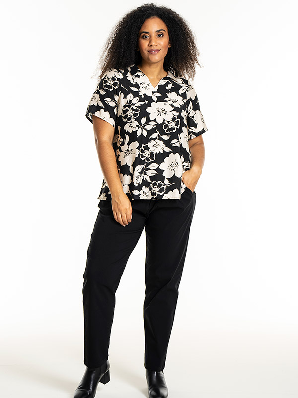 LONNY - Plus Size Bluse fra Studio