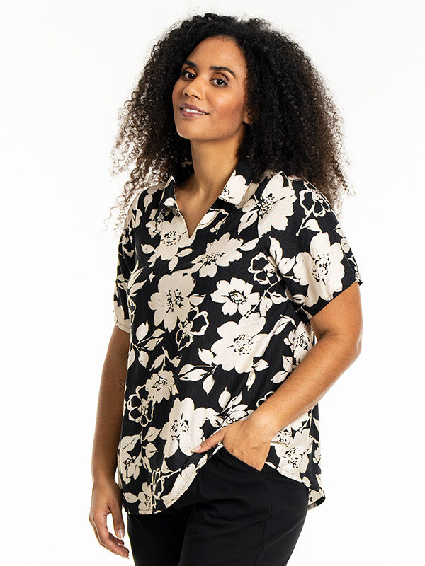 LONNY - Plus Size Bluse fra Studio