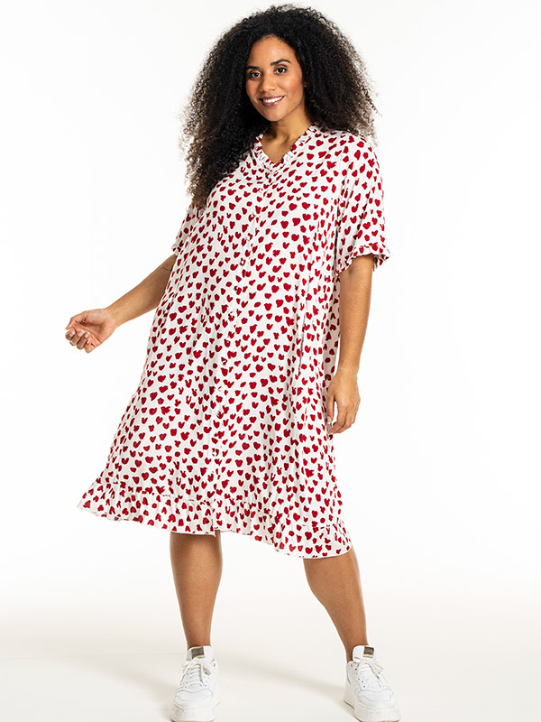 SALLY - Plus Size Kjole fra Studio