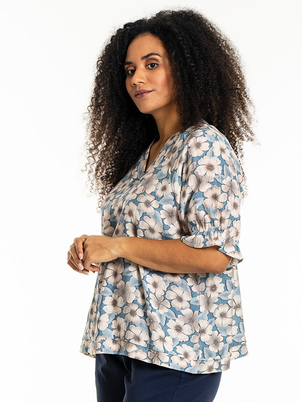 DASIE - Plus Size Bluse fra Studio