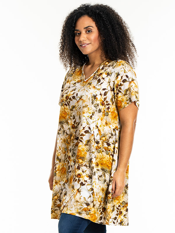 BIRGITTE - Plus Size Kjole fra Studio