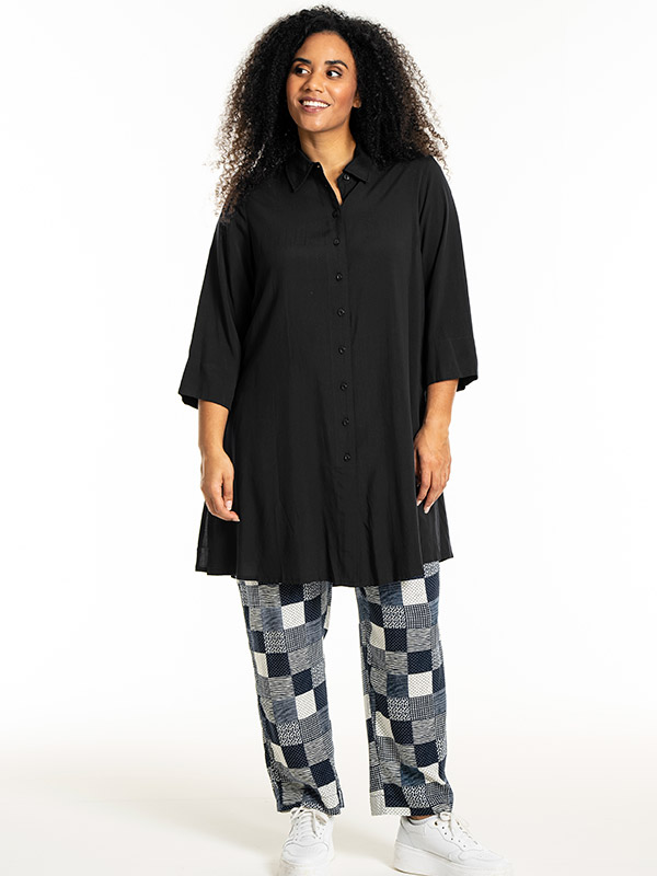 EMILIE - Plus Size Skjorte fra Studio
