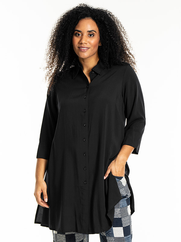 EMILIE - Plus Size Skjorte fra Studio
