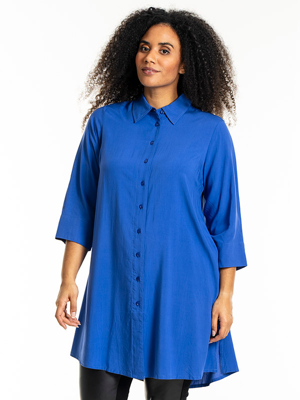 EMILIE - Plus Size Skjorte fra Studio