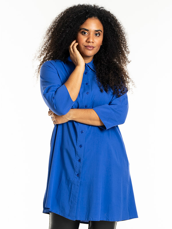 EMILIE - Plus Size Skjorte fra Studio
