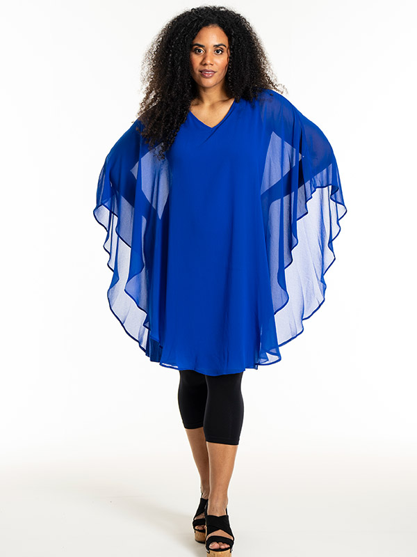 LEONORA - Plus Size Kjole fra Studio