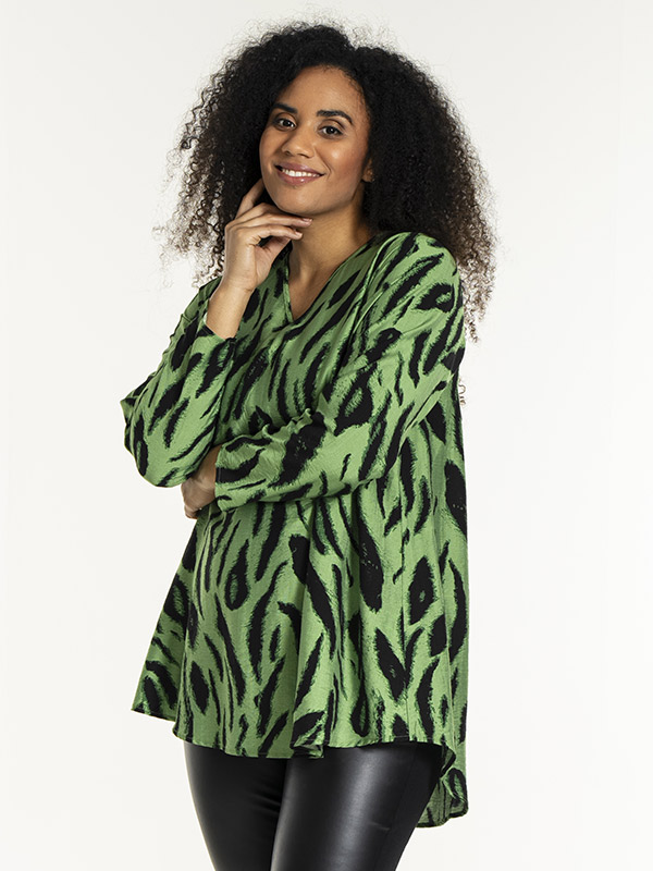 BERIT - Plus Size Bluse fra Studio