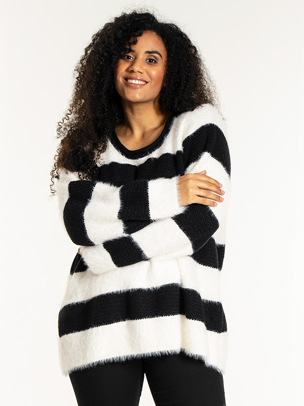 NORALISE - Plus Size Genser fra Studio