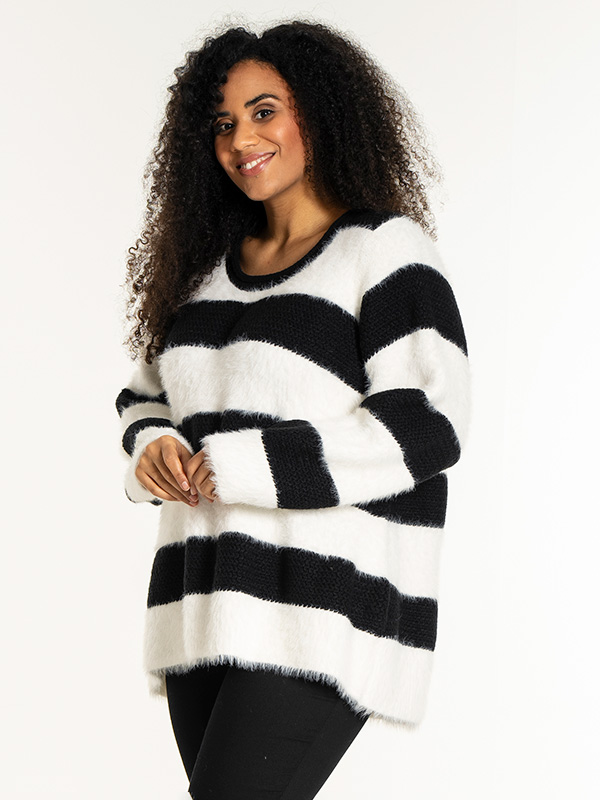 NORALISE - Plus Size Genser fra Studio
