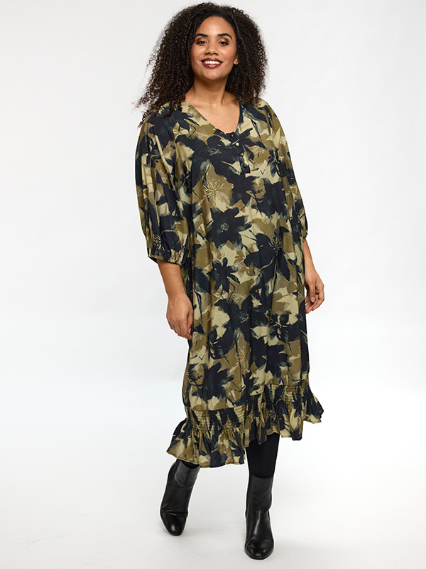 SANITA - Plus Size Kjole fra Studio