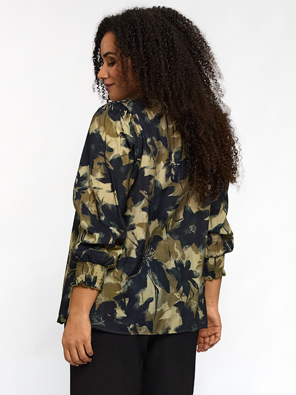 SBONNI - Plus Size Bluse fra Studio