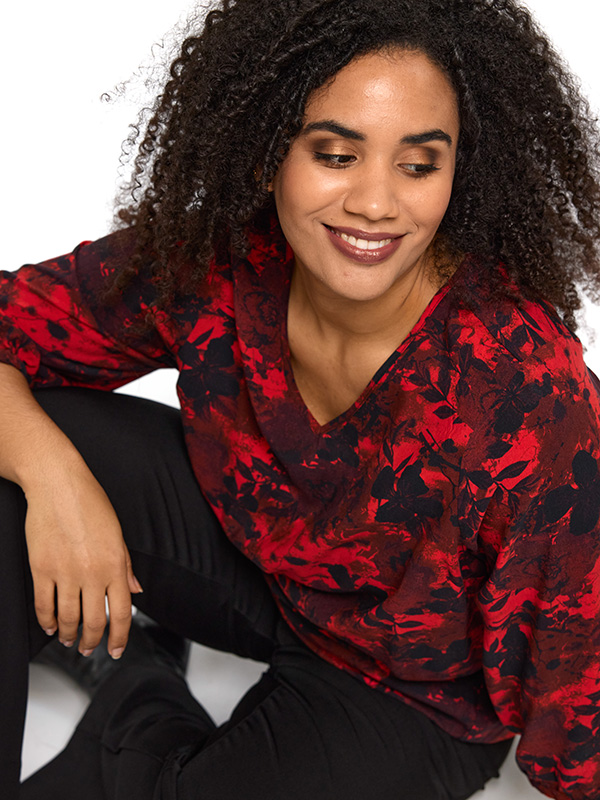 SSINE - Plus Size Bluse fra Studio